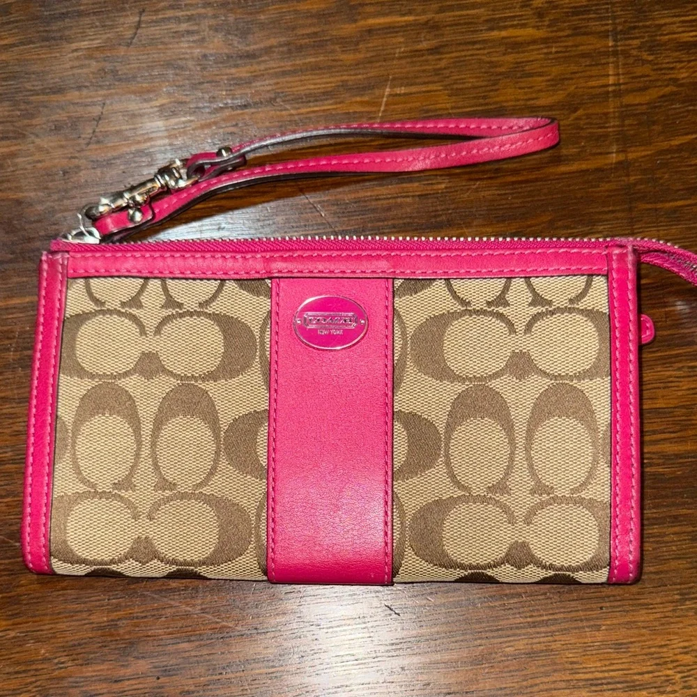 Coach Retired Signature Tan and Pink Wristlet - Picture 1 of 7